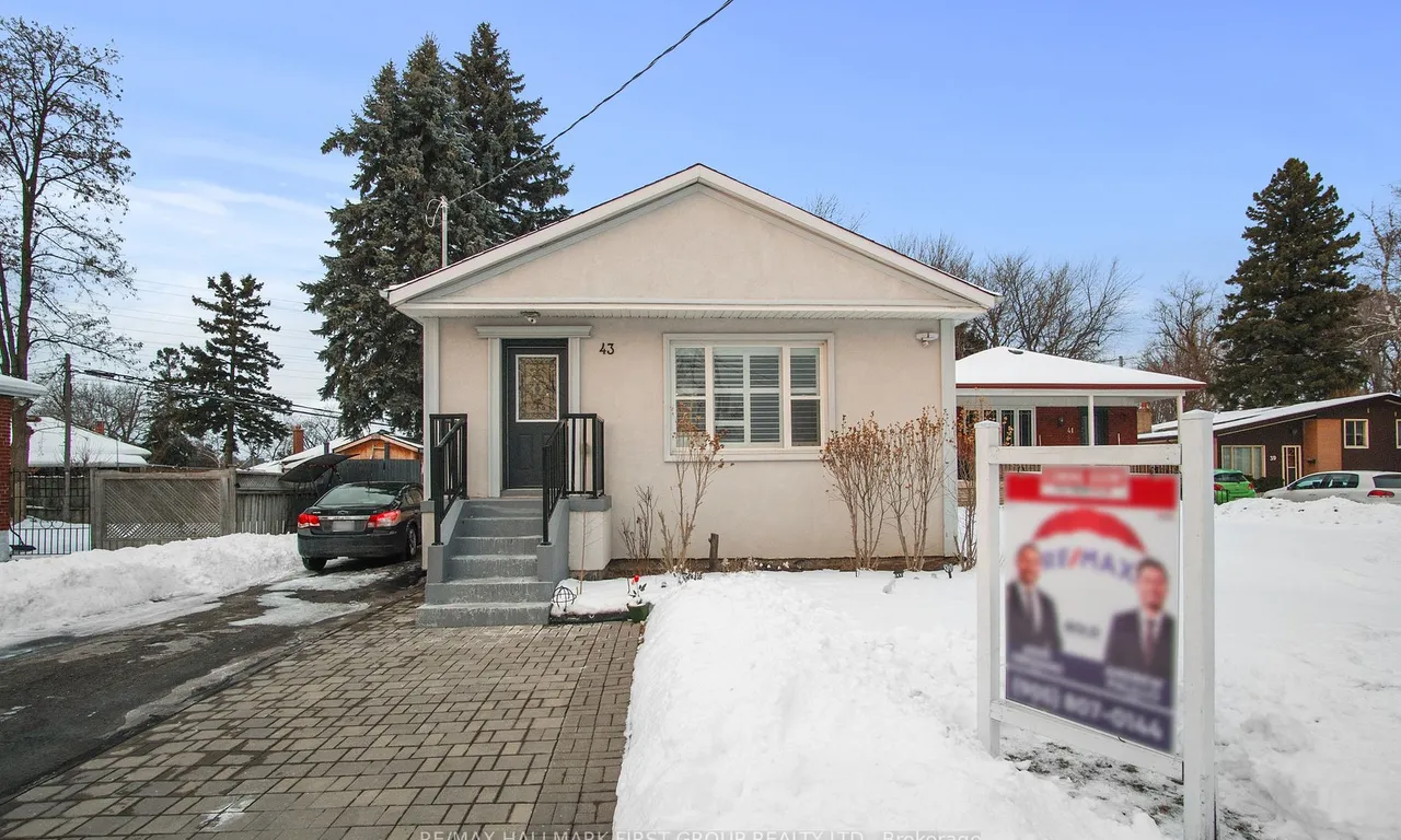 43 Benlight Cres, Toronto, ON M1H 1P4