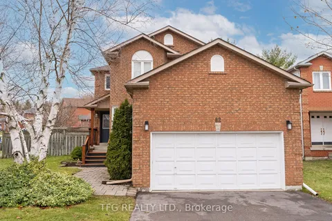 82 Apple Blossom Blvd, Clarington, ON L1C 4M4