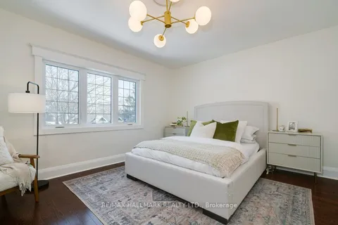 338 Kenilworth Ave, Toronto, ON M4L 3S8