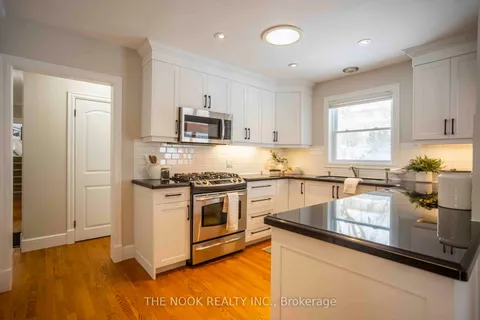 63 Meadow Cres, Whitby, ON L1N 3J2