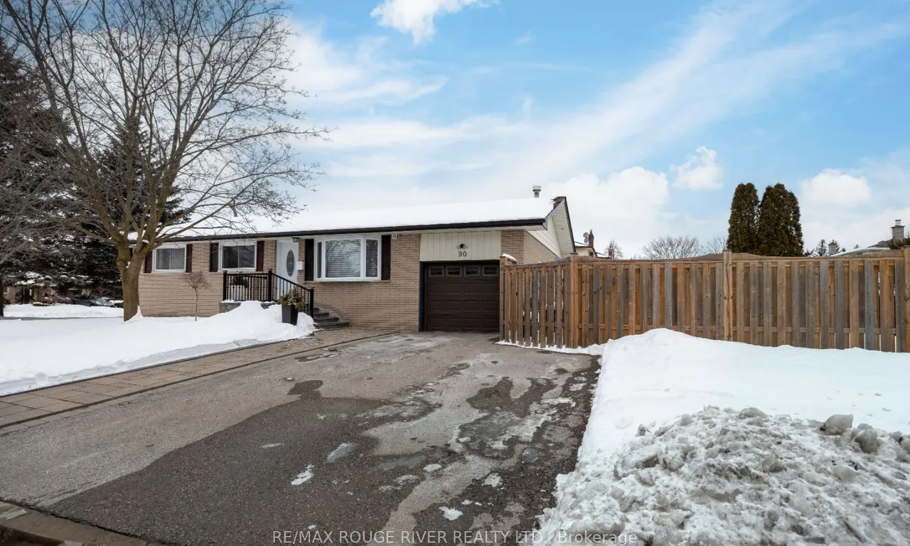 90 Cayuga Ave, Oshawa, ON L1G 3X7
