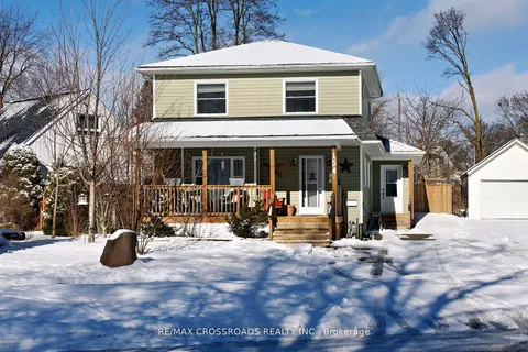 154 Admiral Rd, Ajax, ON L1S 2P1