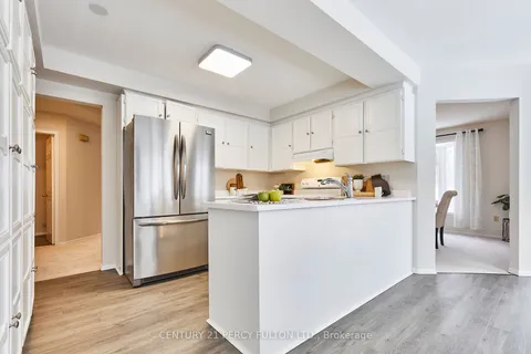 111 FOXHUNT Tr, Clarington, ON L1E 1E1