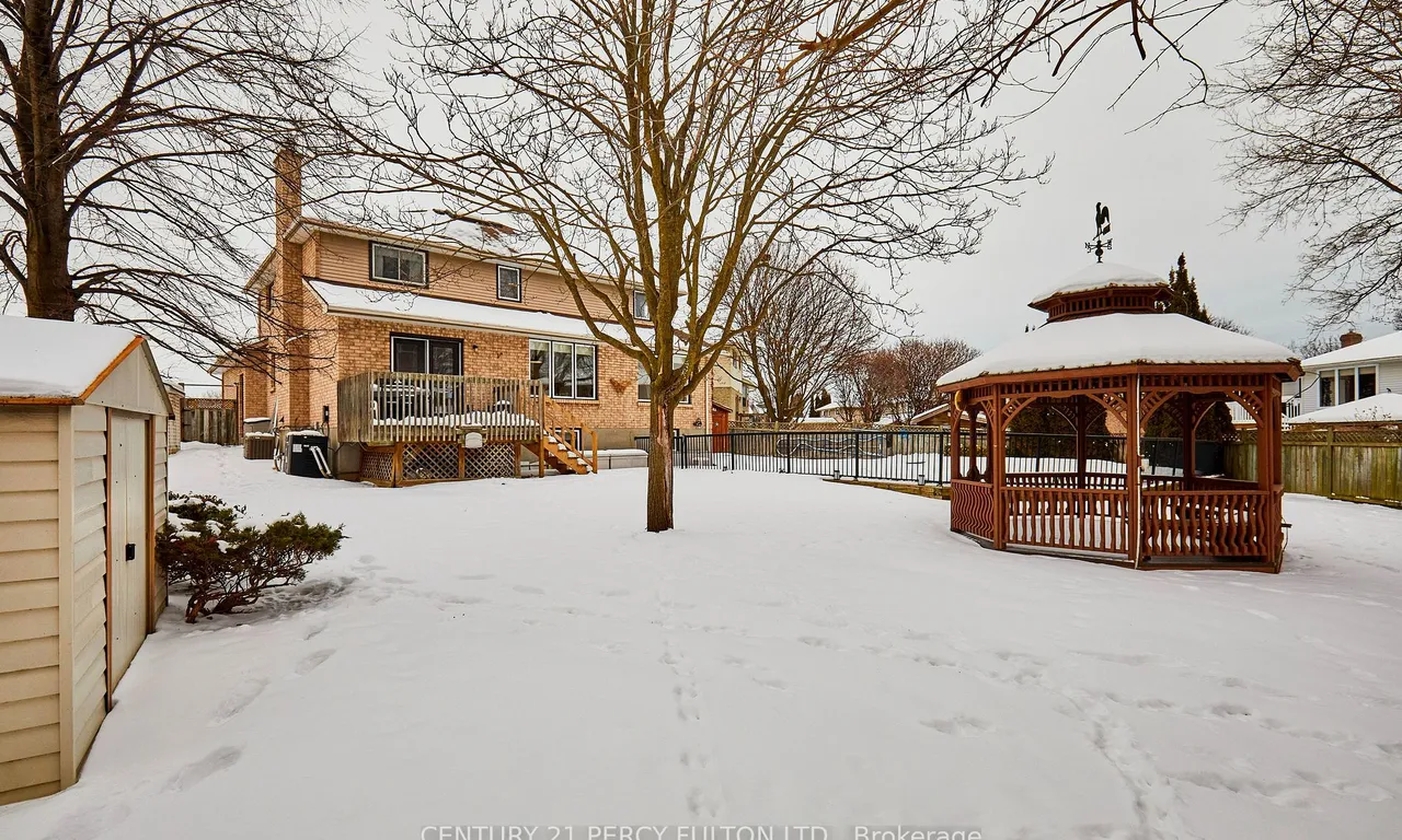 111 FOXHUNT Tr, Clarington, ON L1E 1E1