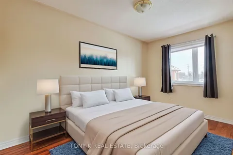 1B Falmouth Ave, Toronto, ON M1K 4M5