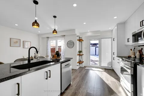 11 Glen Ray Crt, Clarington, ON L1C 4W7