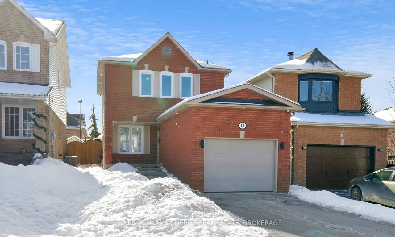 11 Glen Ray Crt, Clarington, ON L1C 4W7
