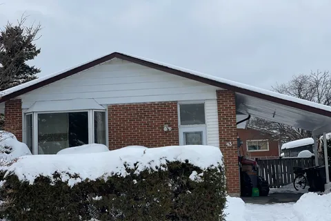 43 Howell Sq, Toronto, ON M1B 1C3
