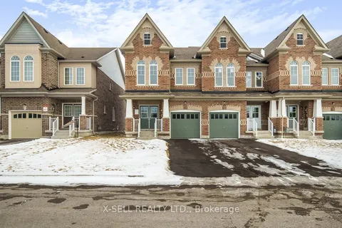 1200 Jim Brewster Circ, Oshawa, ON L1K 1A5