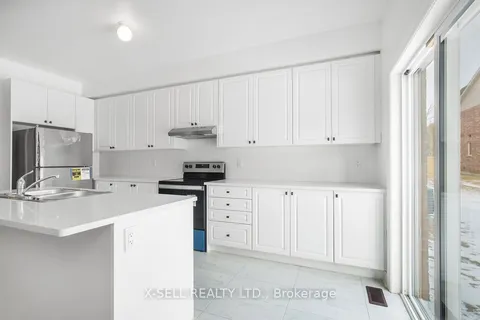 1200 Jim Brewster Circ, Oshawa, ON L1K 1A5