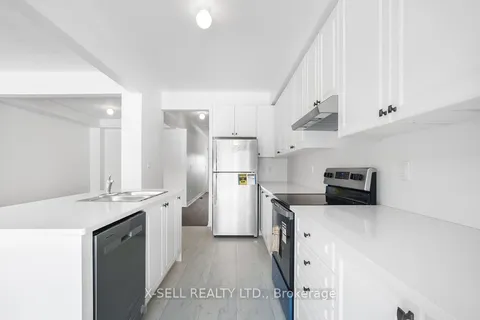 1200 Jim Brewster Circ, Oshawa, ON L1K 1A5