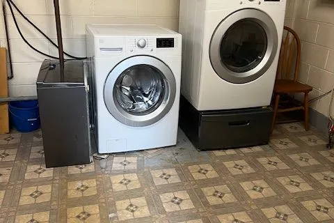 61 Holford Cres, Toronto, ON M1T 1L9