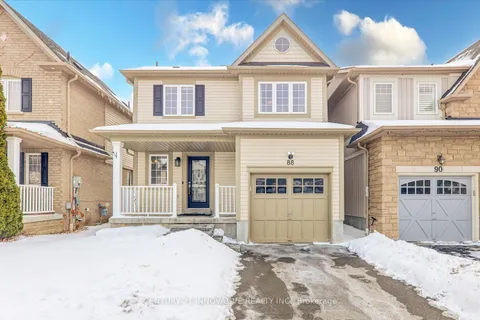 88 Donlevy Cres, Whitby, ON L1R 0C1