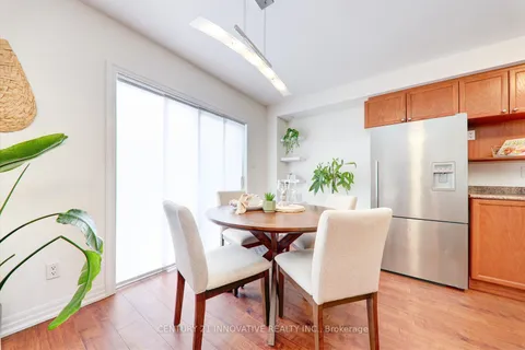 88 Donlevy Cres, Whitby, ON L1R 0C1