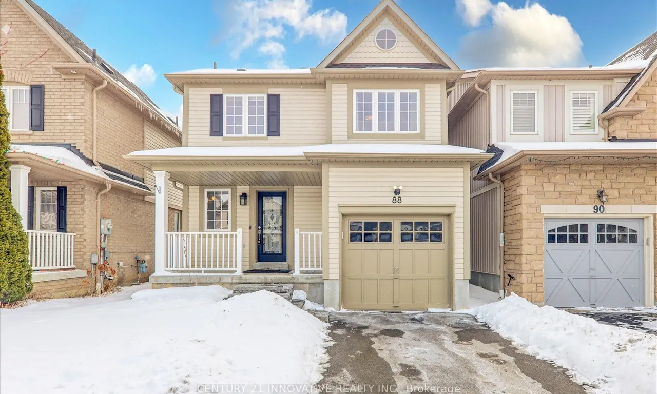 88 Donlevy Cres, Whitby, ON L1R 0C1