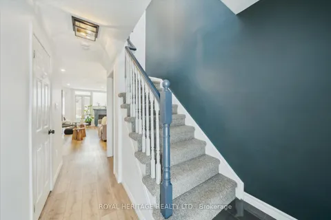 64 Zachary Pl, Whitby, ON L1M 1E1