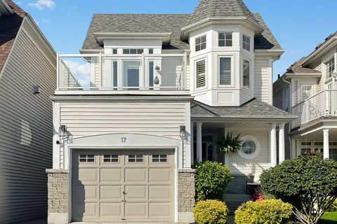 17 Waterbridge Way, Toronto, ON M1C 5C5