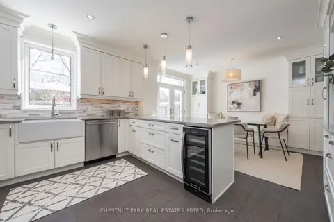 25 Briar Dale Blvd, Toronto, ON M1N 1Z3