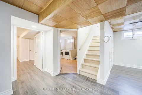 834 Law St, Oshawa, ON L1G 4M4