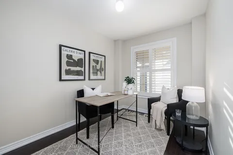 290 Kenneth Cole Dr, Clarington, ON L1C 0W3