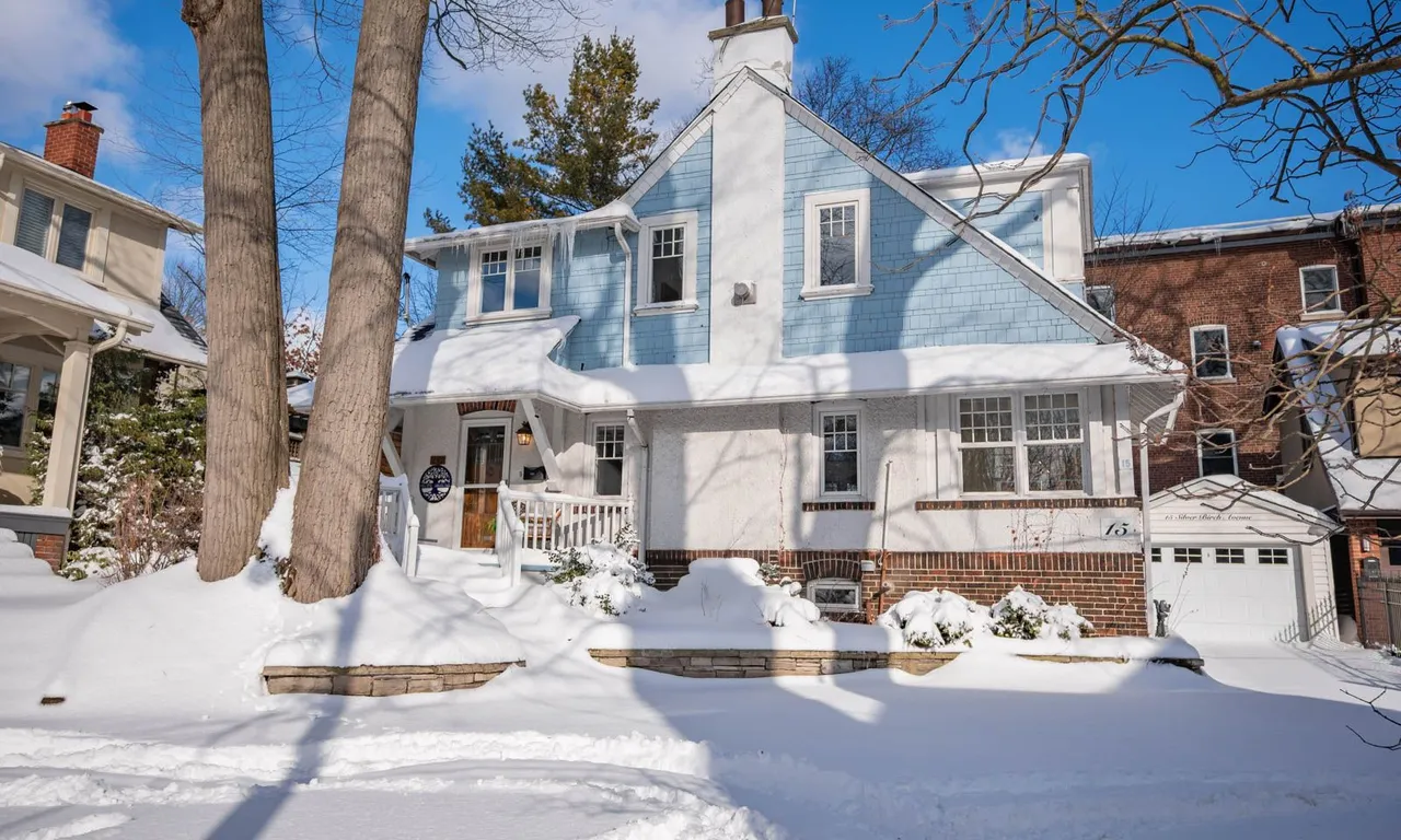 15 Silver Birch Ave, Toronto, ON M4E 3K8