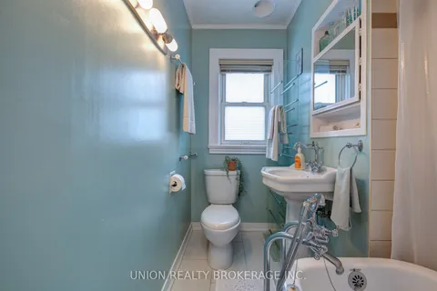 101 Swanwick Ave, Toronto, ON M4E 1Z8