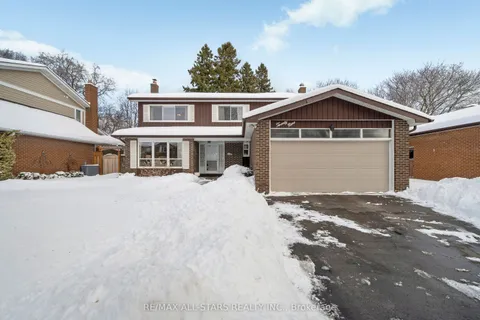 29 Feagan Drive, Toronto, ON M1C 3B6