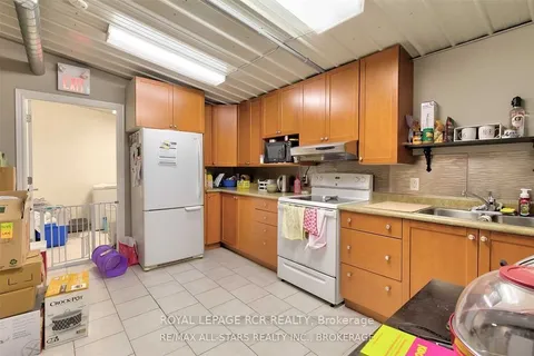102 River Street, Scugog, ON L0C 1G0