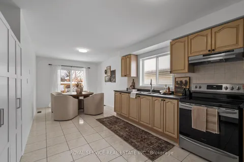 100 Freeland Ave, Clarington, ON L1C 4V6