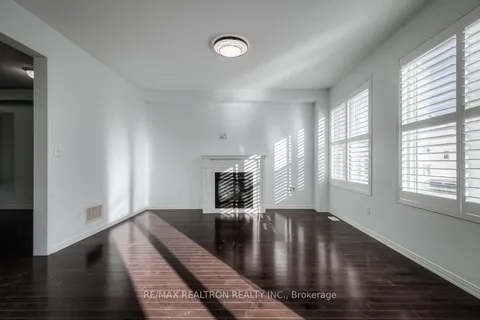 167 Presidial Avenue, Oshawa, ON L1L 0H1
