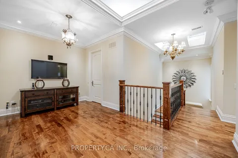 34 Hillside Drive, Toronto, ON M4K 2M2