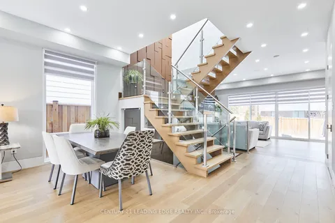 11 Brooklawn Ave, Toronto, ON M1M 2P3