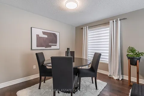 15 Sabbe Cres, Ajax, ON L1T 4E2