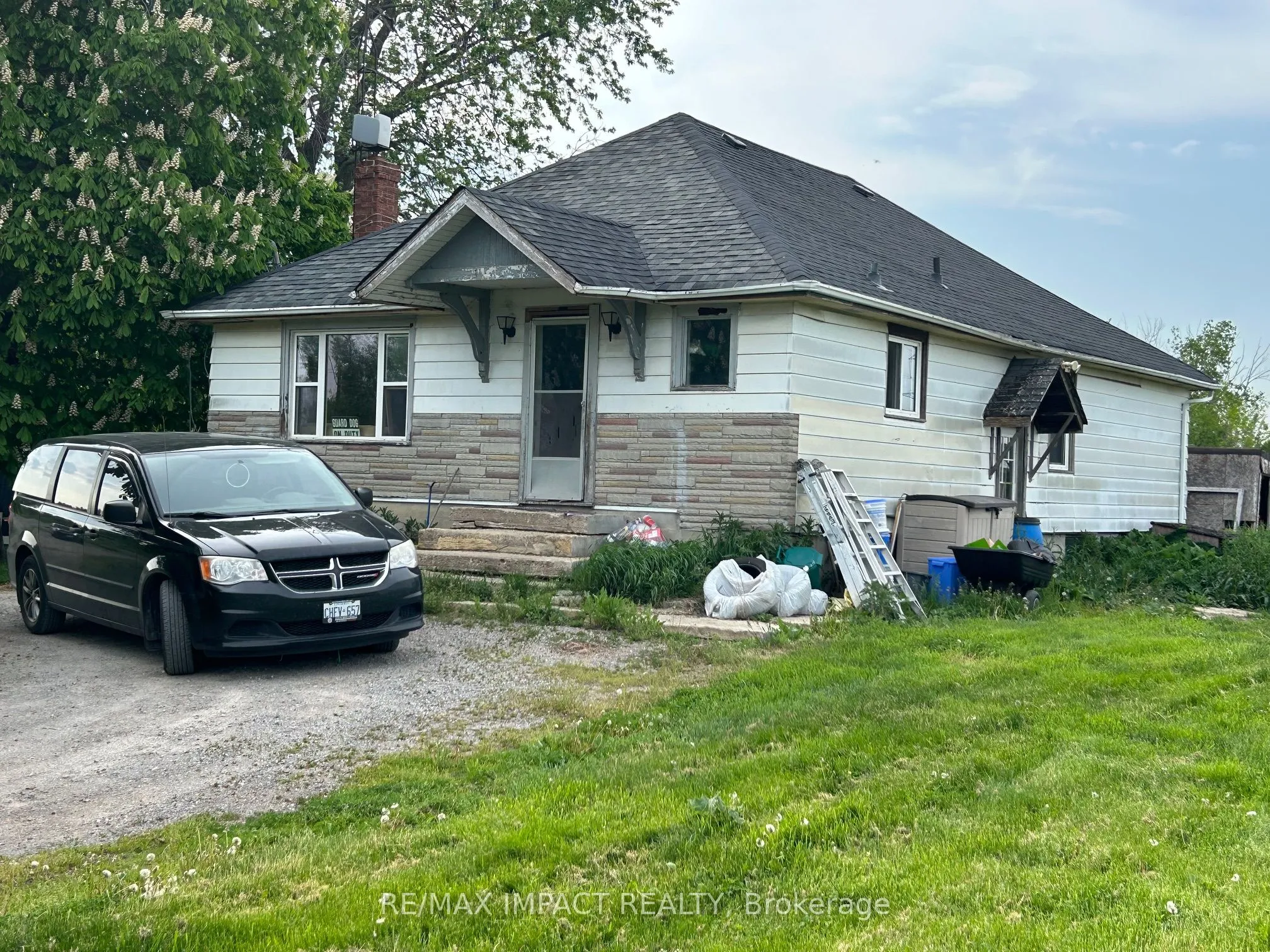 2074 Baseline Road, Clarington, ON L1C 3K3