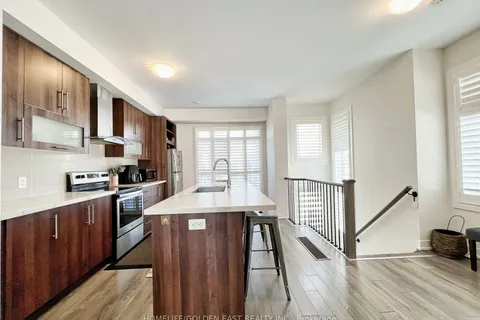 1 Shawfield Way, Whitby, ON L1R 0N8