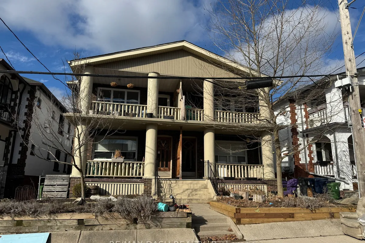 40 Hammersmith Avenue, ON M4E 2W4