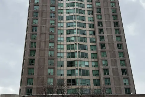 18 Lee Centre Drive, Toronto, ON M1H 3H5
