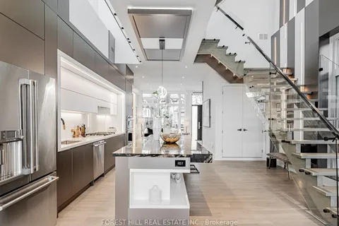 19 Devon Road, Toronto, ON M4E 2J7