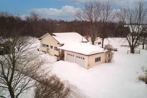 2370 Bruce Road, Scugog, ON L0C 1G0