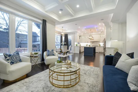 125 Euclid Avenue, Toronto, ON M1C 1K2