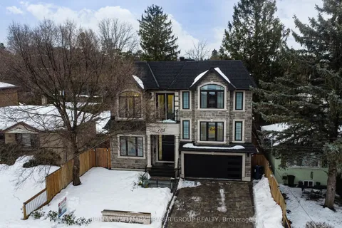 125 Euclid Avenue, Toronto, ON M1C 1K2