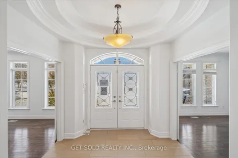 65 Preservation Place, Whitby, ON L1P 1X8