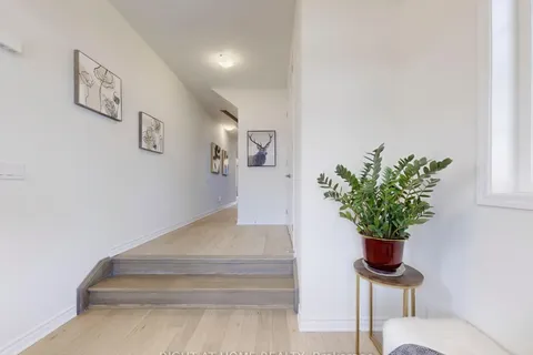 3294 Turnstone Boulevard, Pickering, ON L1X 0M9