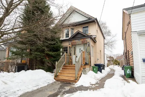 62 Westwood Avenue, Toronto, ON M4K 2A8