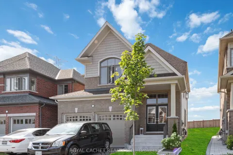 316 Windfields Farms Drive, Oshawa, ON L1L 0M3