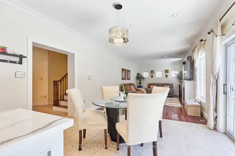 69 Westacott Crescent, ON L1T 4H8