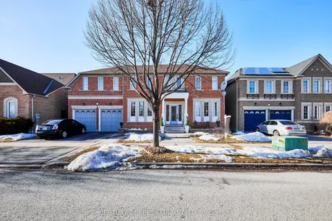 69 Westacott Crescent, ON L1T 4H8