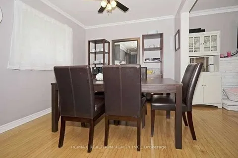 325 Cochrane Street, Whitby, ON L1N 5J4