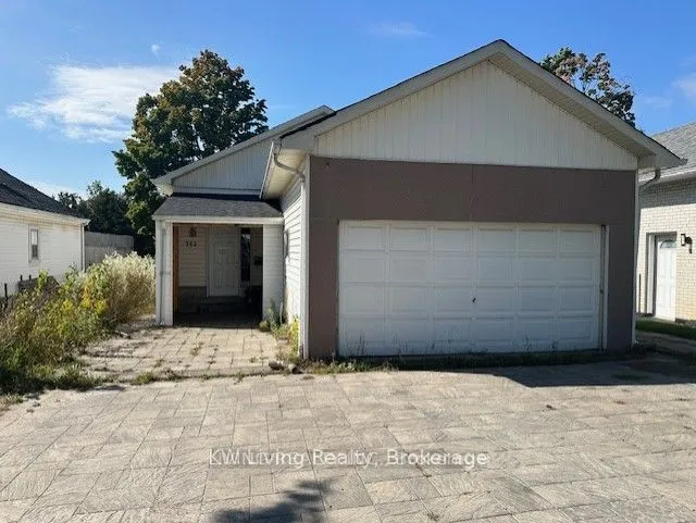 782 Liverpool Road, Pickering, ON L1W 1S1