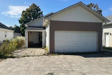 782 Liverpool Road, Pickering, ON L1W 1S1